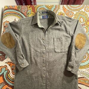Pendleton Gray Woolrich Men's Shirt with Tan Elbow Patches
